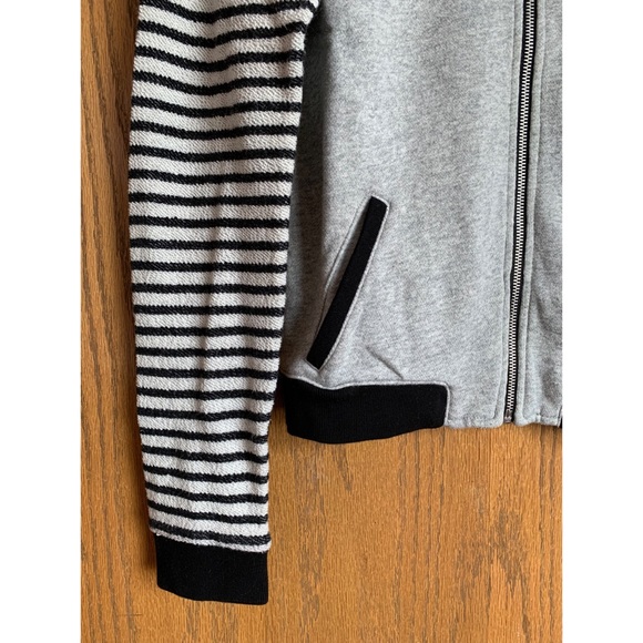 Striped Jacket - Picture 3 of 6